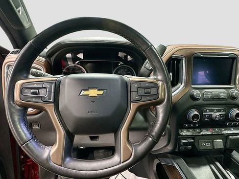 Used 2021 Chevrolet Silverado 1500 High Country w/ Technology Package AWD/4WD image 13