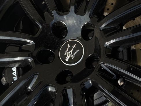 Used 2023 Maserati Ghibli Modena Q4 image 21