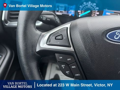 Used 2022 Ford Edge Titanium image 14