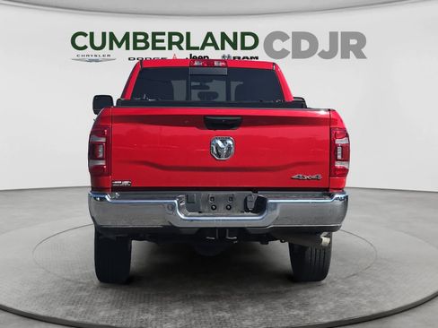Used 2024 RAM 2500 Tradesman w/ Chrome Appearance Group AWD/4WD image 5