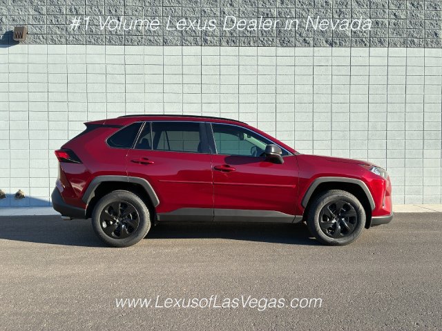 Used 2021 Toyota RAV4 LE w/ Carpet Mat Package (TMS) FWD image 2