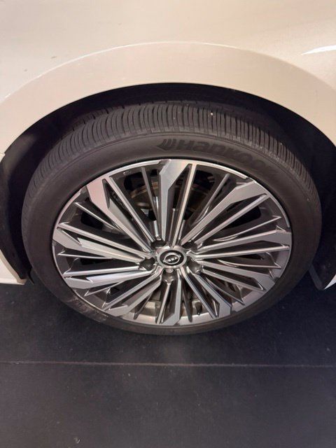 Used 2023 Nissan Altima 2.5 SL AWD/4WD image 16