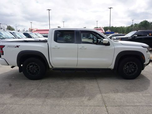 Used 2023 Nissan Frontier Pro-X w/ Pro-X Premium Package image 23