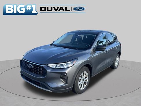 Used 2024 Ford Escape Active FWD image 3