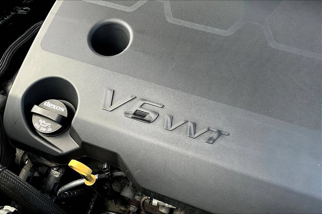 Used 2021 Chevrolet Traverse RS AWD/4WD image 29