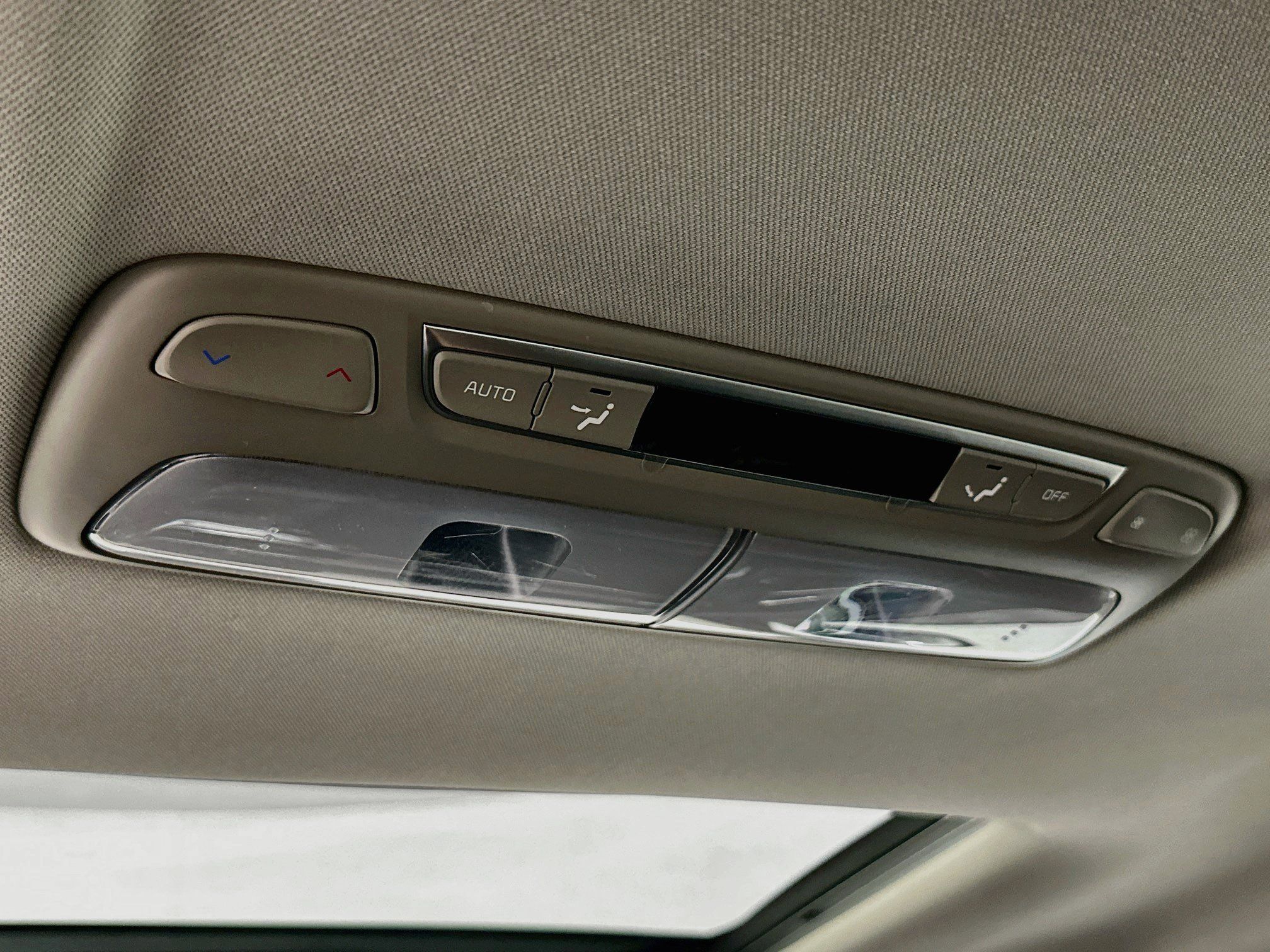 Used 2022 Kia Telluride EX w/ EX Premium Package FWD image 28