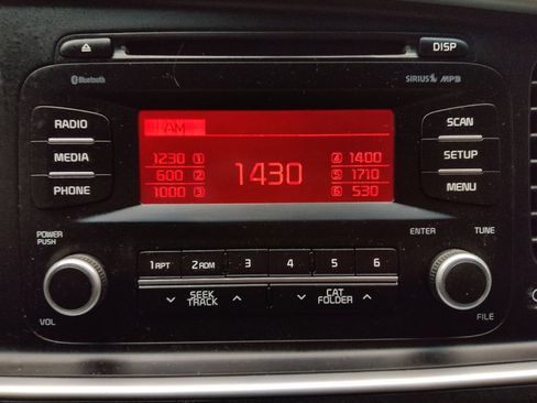 Used 2015 Kia Optima EX image 25