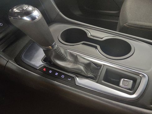 Used 2021 Chevrolet Equinox LT image 26