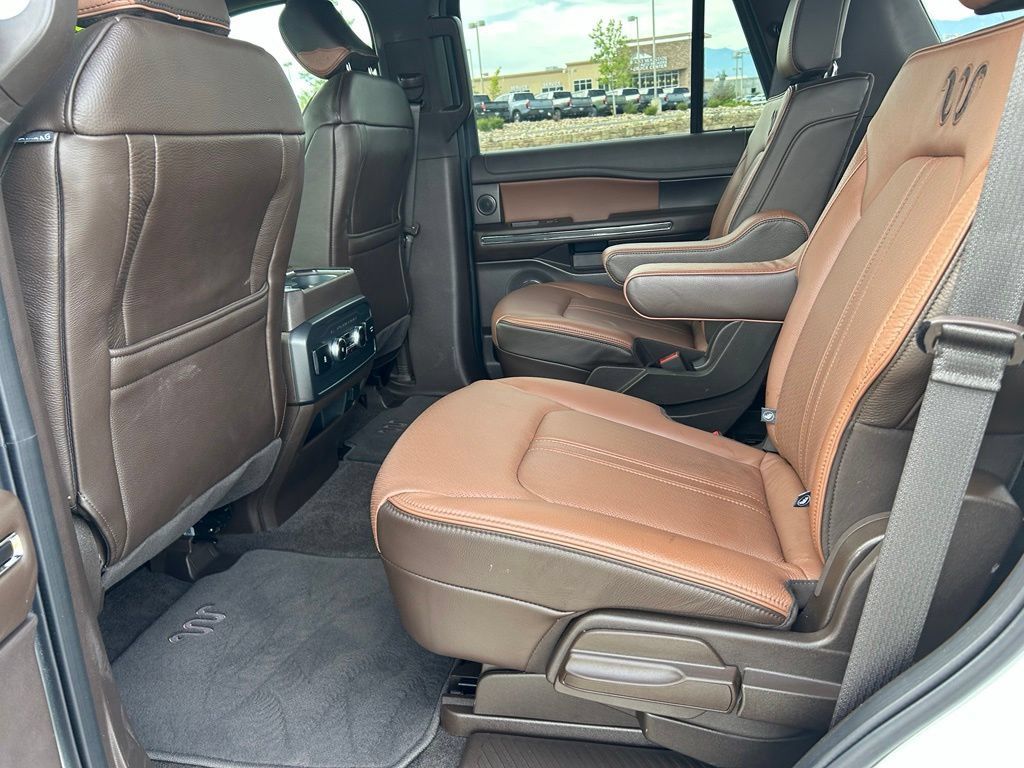 Used 2024 Ford Expedition King Ranch AWD/4WD image 27