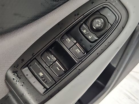 Used 2020 Subaru Legacy w/ Alloy Wheel Package image 17