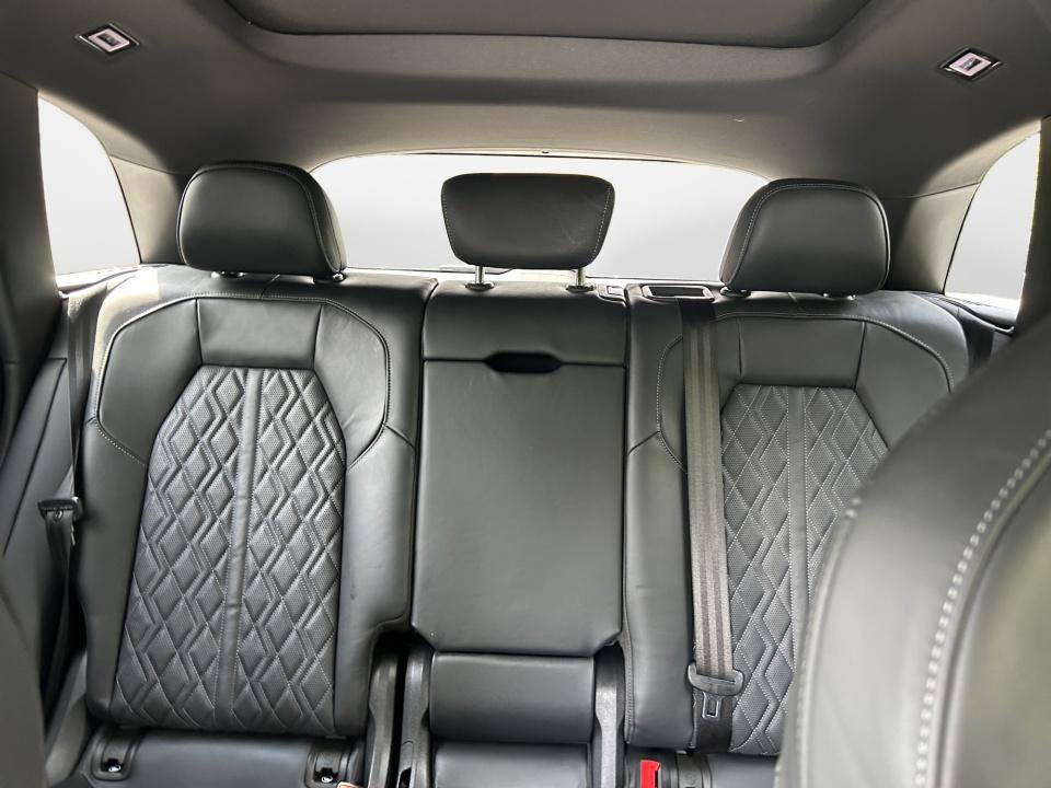 Certified 2026 Audi SQ5 Premium Plus AWD/4WD image 12