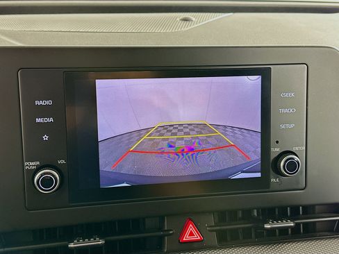 Used 2024 Kia Sportage LX image 21