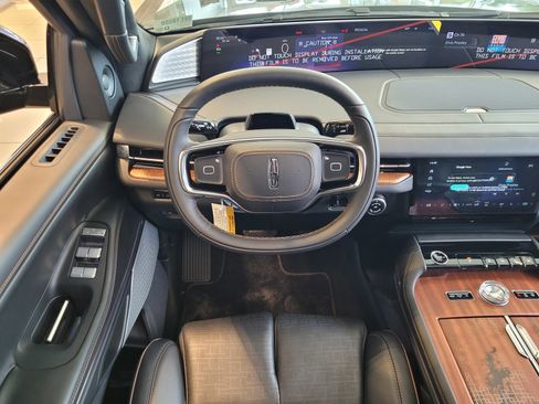 New 2025 Lincoln Navigator L Black Label image 8