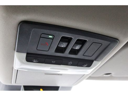Used 2025 Nissan Rogue SV w/ SV Premium Package FWD image 23