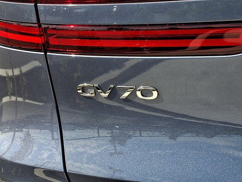Used 2026 Genesis GV70 3.5T Sport Prestige AWD/4WD image 31
