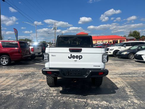 Used 2020 Jeep Gladiator Sport w/ Quick Order Package 24S image 4
