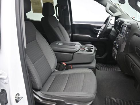 Used 2022 Chevrolet Silverado 1500 Custom AWD/4WD image 26