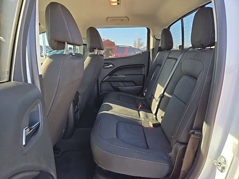 Used 2021 Chevrolet Colorado LT w/ Safety Package image 18