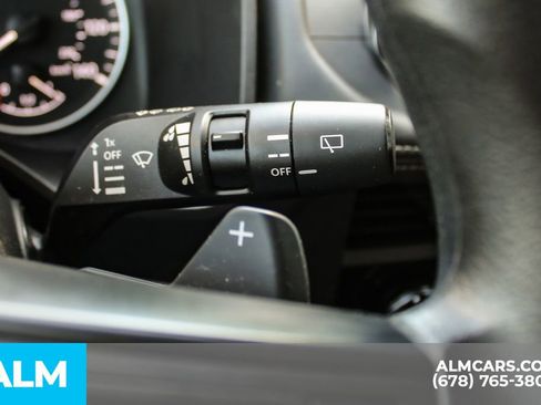 Used 2024 Nissan Rogue S FWD image 30
