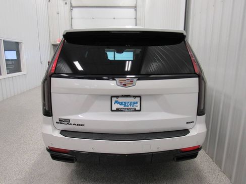 Used 2021 Cadillac Escalade ESV Sport w/ Heavy-Duty Trailer Package AWD/4WD image 12