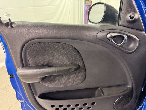 Used 2003 Chrysler PT Cruiser FWD image 14