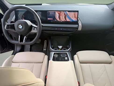 Used 2025 BMW X3 xDrive30i AWD/4WD image 7