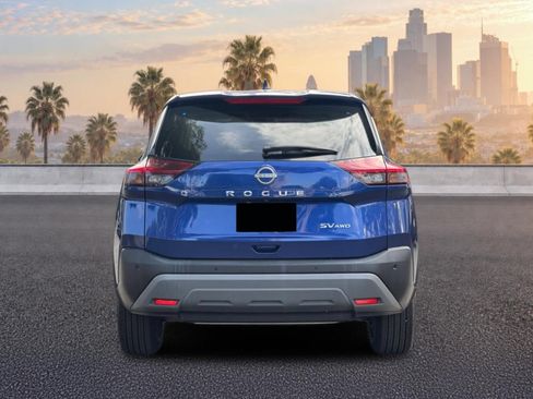 Used 2023 Nissan Rogue SV AWD/4WD image 5