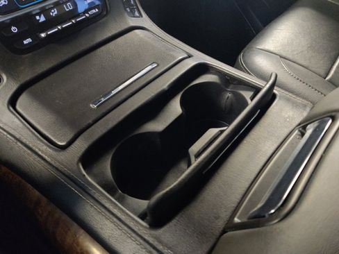 Used 2016 Chevrolet Tahoe LTZ AWD/4WD image 26