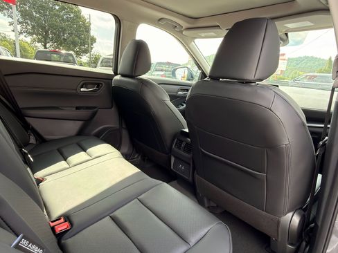 New 2026 Nissan Rogue SV FWD image 19