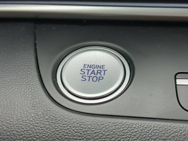 Used 2025 Hyundai Elantra SEL FWD image 27