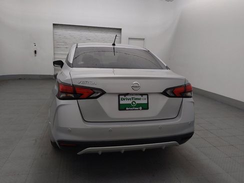 Used 2021 Nissan Versa S FWD image 6
