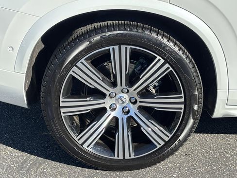 Used 2025 Volvo XC90 T8 Ultra image 33