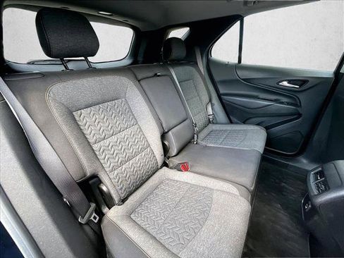 Used 2022 Chevrolet Equinox LT FWD image 29
