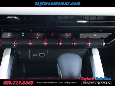 Used 2024 GMC Canyon AT4X AWD/4WD image 29