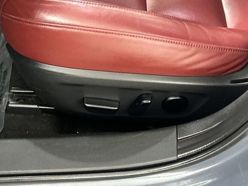 Used 2024 MAZDA MAZDA3 s image 20