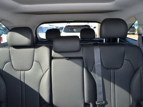 New 2026 Kia Sorento S w/ S Panoramic Sunroof Package image 13