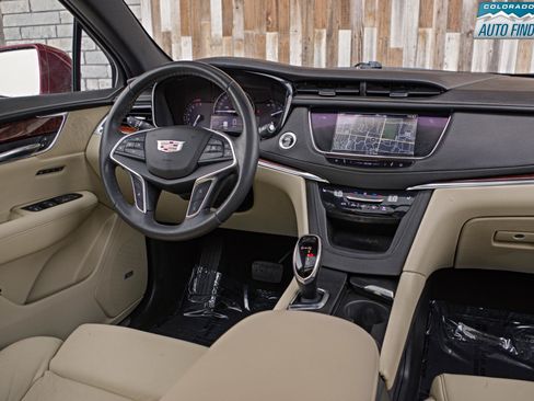 Used 2017 Cadillac XT5 Luxury AWD/4WD image 15