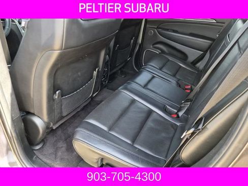 Used 2018 Jeep Grand Cherokee Overland w/ Jeep Active Safety Group image 28