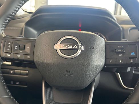 Used 2026 Nissan Rogue SV FWD image 29