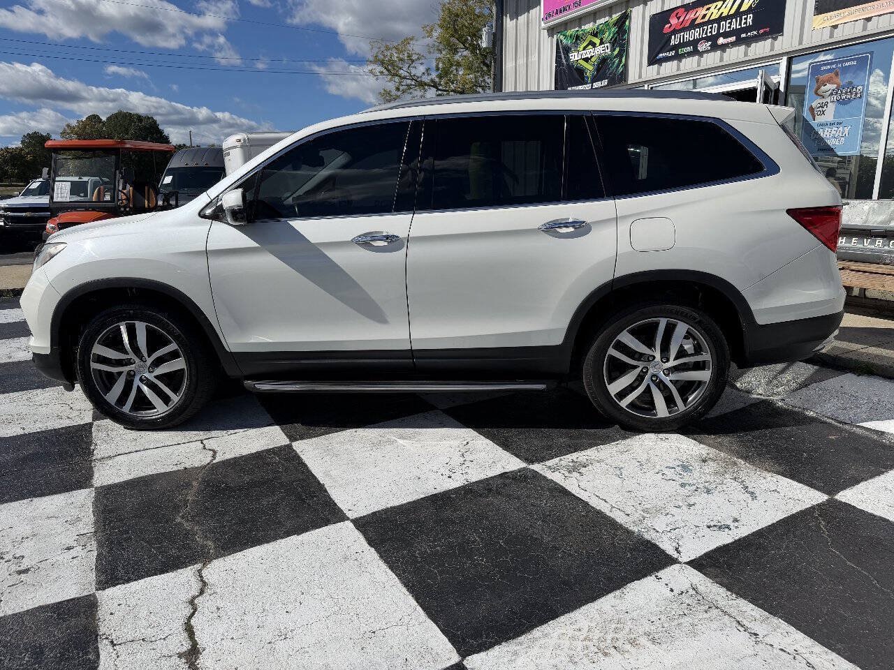 Used 2017 Honda Pilot Touring image 9