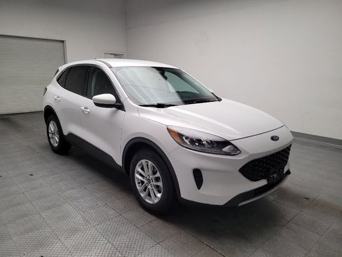 Used 2021 Ford Escape SE FWD image 13