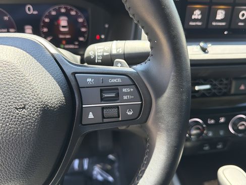 Used 2023 Honda Accord EX-L image 25