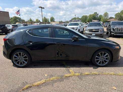 Used 2024 MAZDA MAZDA3 s FWD image 4