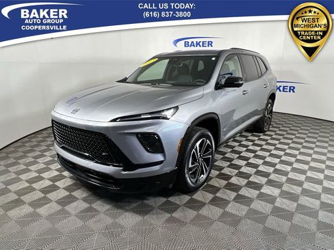 Certified 2025 Buick Enclave Sport Touring image 5