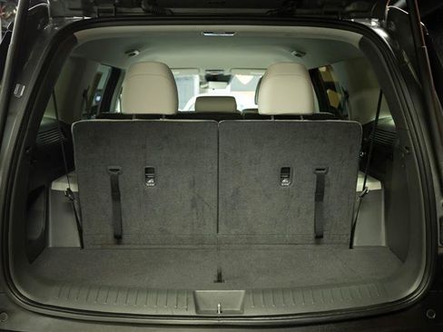 Used 2025 Hyundai Santa Fe SEL FWD image 7