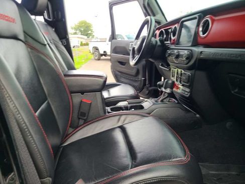 Used 2018 Jeep Wrangler Unlimited Rubicon AWD/4WD image 18