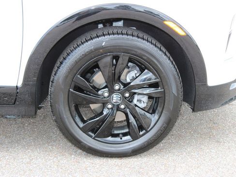Used 2026 Buick Encore GX Sport Touring w/ Comfort Package FWD image 5