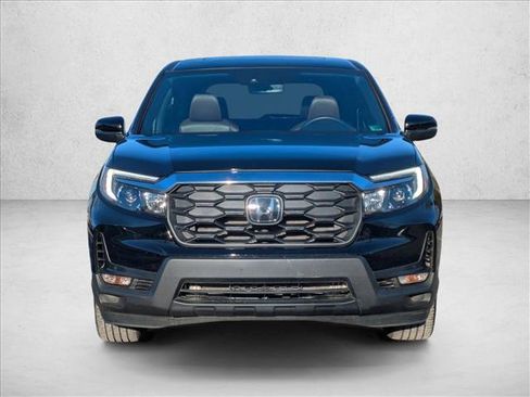 Certified 2025 Honda Passport EX-L image 2