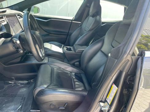 Used 2020 Tesla Model S Long Range image 11