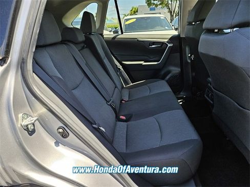 Used 2022 Toyota RAV4 XLE image 12